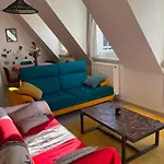 Grand Appartement Sous Les Toits
