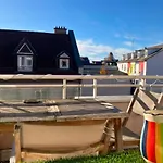 Grand Appartement Sous Les Toits